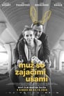 Мужчина с заячьими ушами